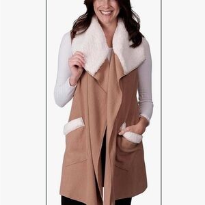 Le Moda Tan and White Sherpa Trimmed Fleece Vest
